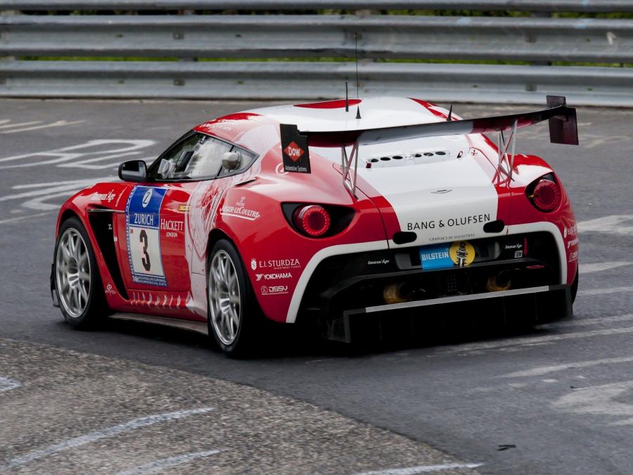  Aston Martin V12 Zagato Race Car 2011 года  (фото 2 из 26)